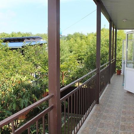גגרה Guest House U Aleny מראה חיצוני תמונה