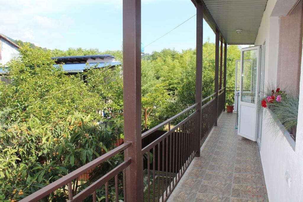 גגרה Guest House U Aleny מראה חיצוני תמונה