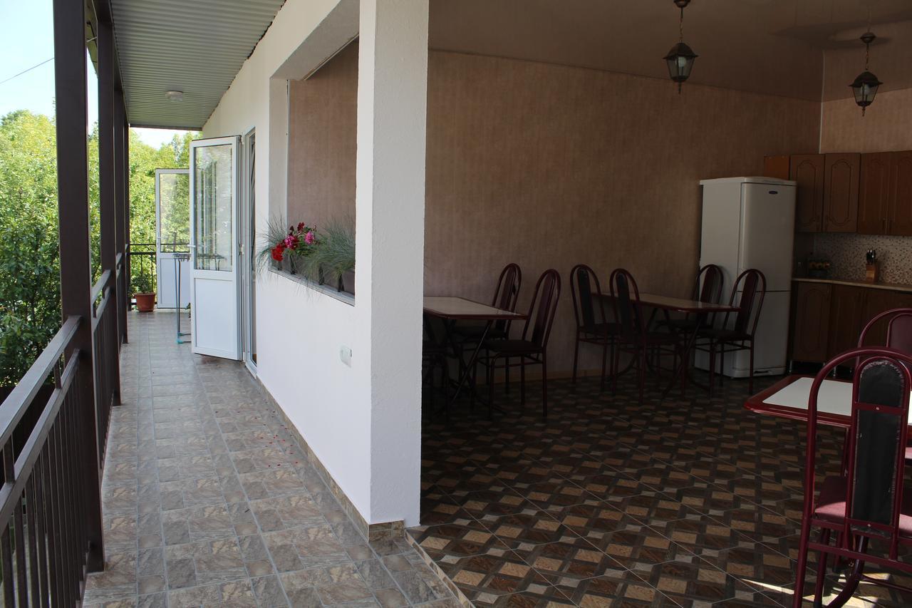 גגרה Guest House U Aleny מראה חיצוני תמונה